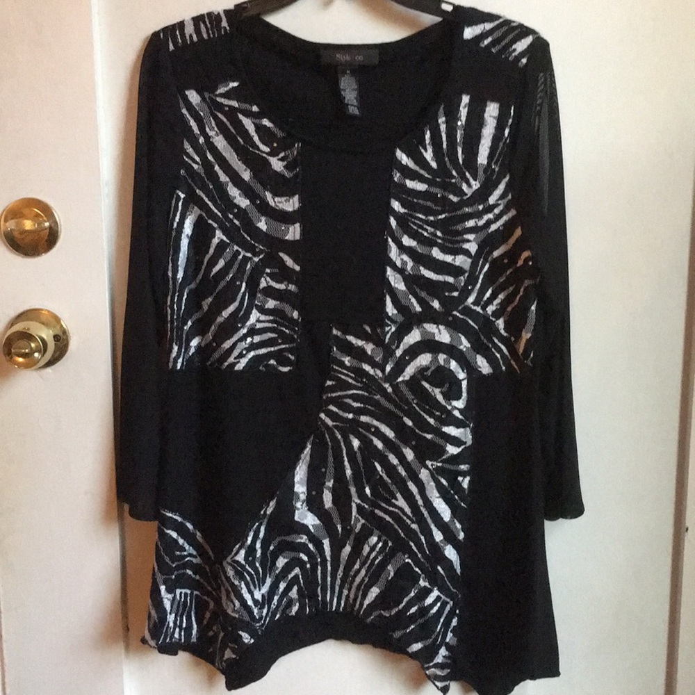 Women’s blouse
